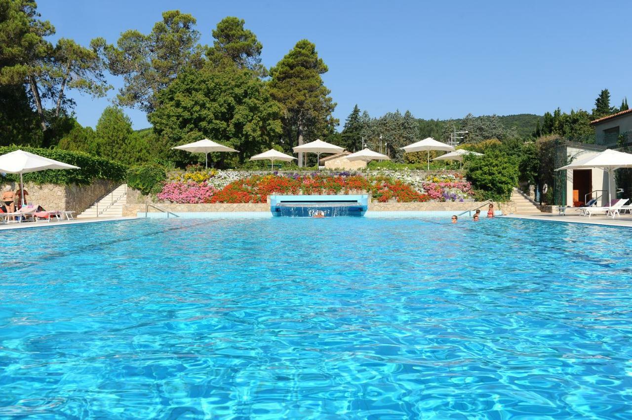 فندق Parco Delle Piscine سارتيانو المظهر الخارجي الصورة